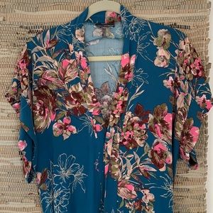 Vici Floral Beach Cover Up Button Down V-Neck Short Sleeve Cuffed Turquoise Pink